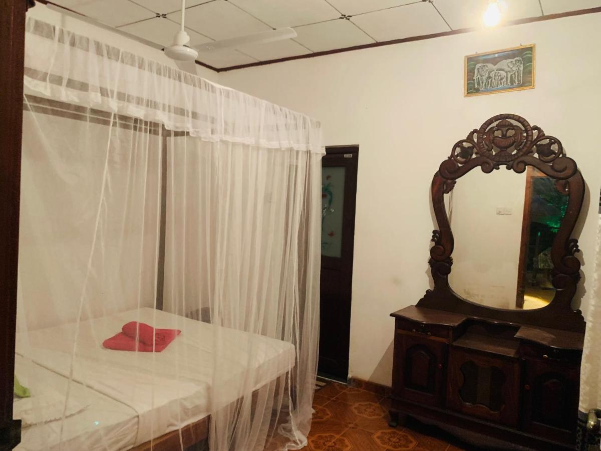 Kawshan Home Stay Dikwella Sur Exterior foto