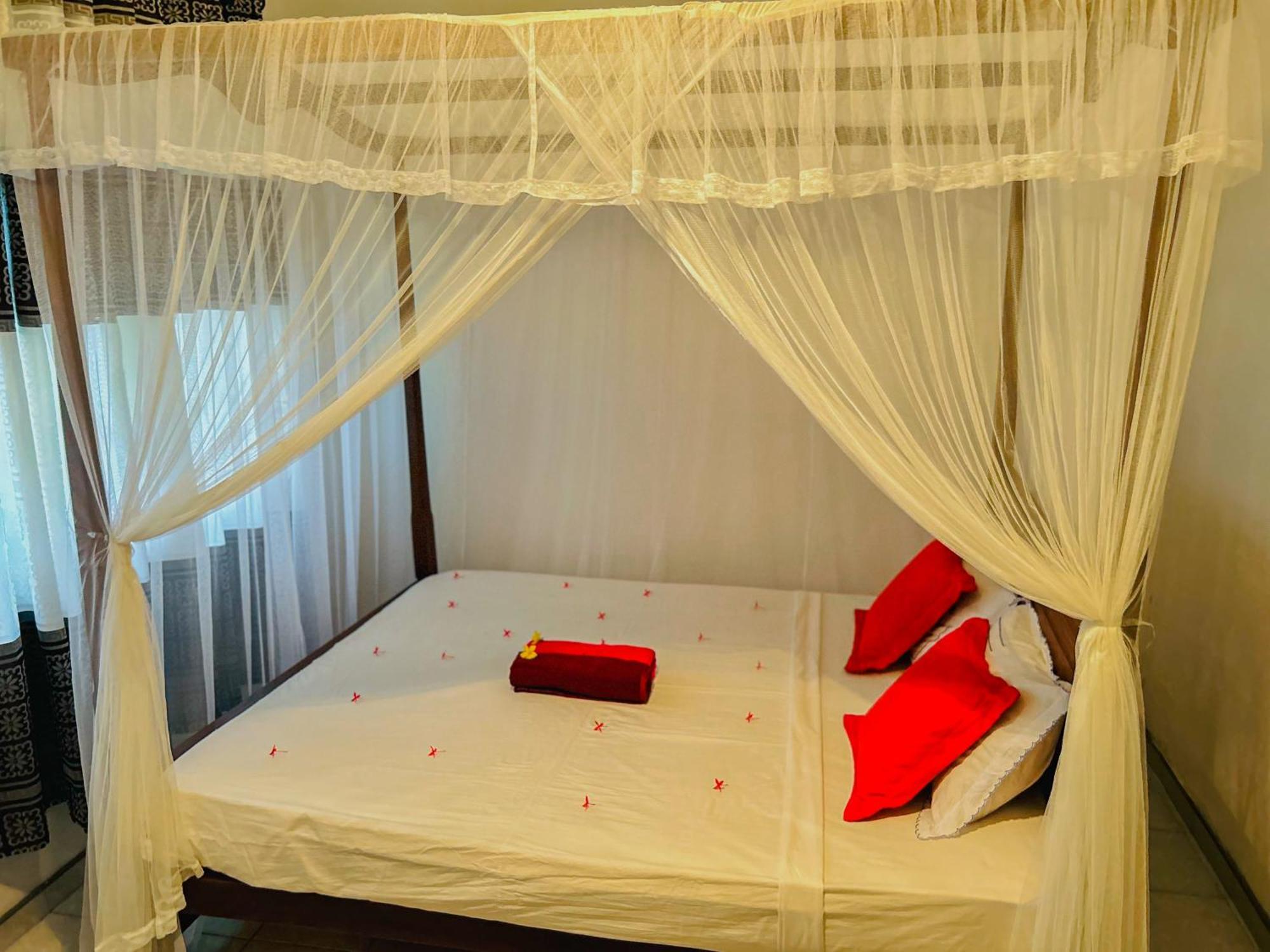 Kawshan Home Stay Dikwella Sur Exterior foto